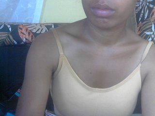 Еротски видео цхат Maellah31