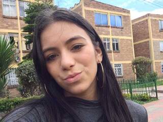 Еротски видео цхат Mafer7Moans