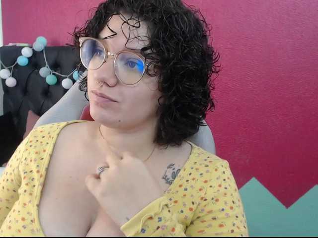 Фотографије Angijackson_ I really like to see you on camera and see how you enjoy it for me, I want to see how your cum comes out for meMake me feel like a queen and you will be my kingFav vibs 44, 88 and 111 Make me squirt rigth now for 654 tkns.