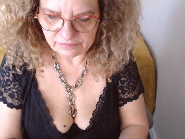 Фотографије maggiemilff68 #mistress #mommy #roleplay #squirt #cei #joi #sph - PM 40 tok - every flash 50 tok - masturbate and multisquirt 450- one tip