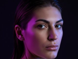 Еротски видео цхат MaggieTurner