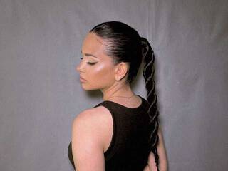 Еротски видео цхат Malyshka9