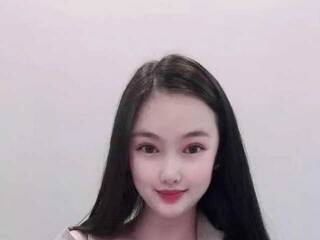 Еротски видео цхат Mandy-HuoWu