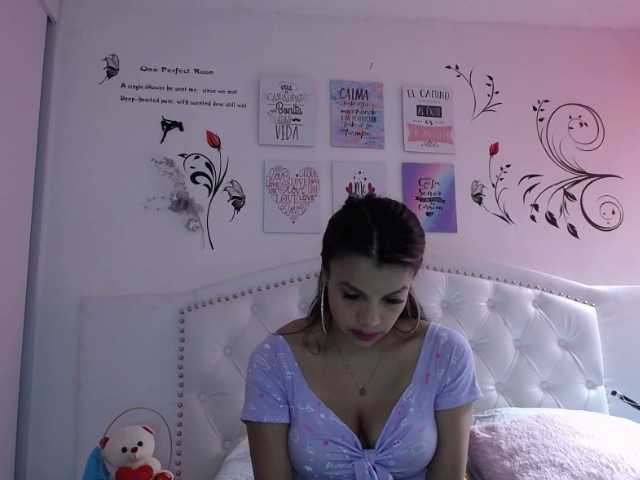 Емитовање снимка екрана Manuelakross