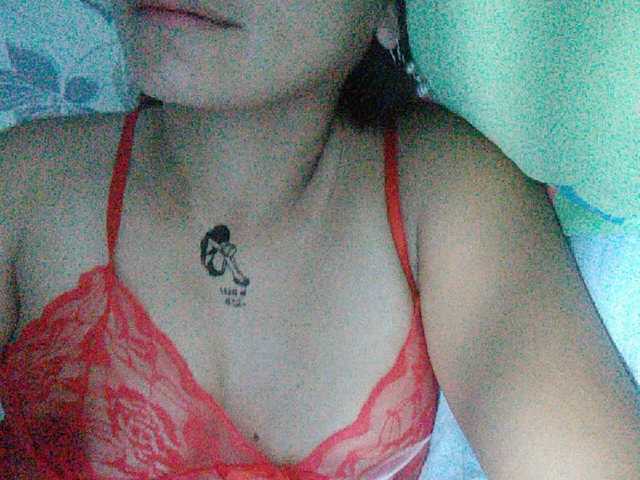 Емитовање снимка екрана mariamakiling