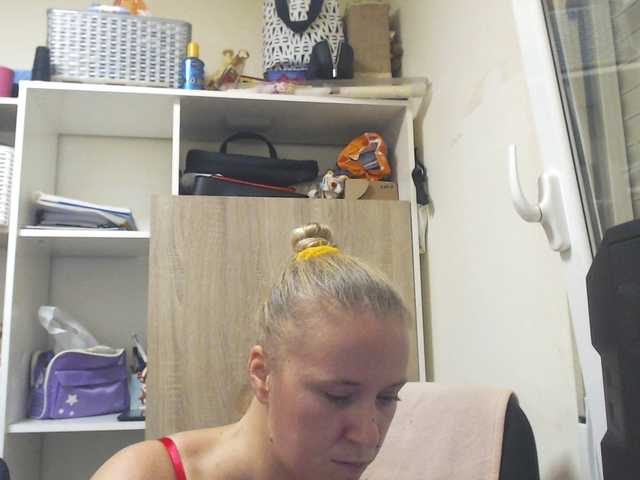 Емитовање снимка екрана lorenarubia