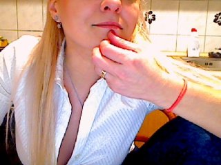 Емитовање снимка екрана HentaiXoX