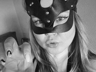 Еротски видео цхат MariKyri