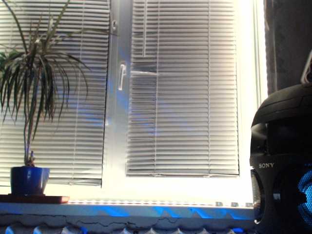 Емитовање снимка екрана MarinaQwert