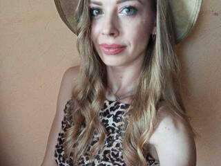 Еротски видео цхат Hyupobibih