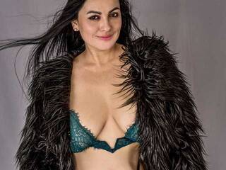 Еротски видео цхат MarlyMilf