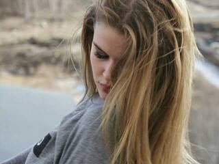 Еротски видео цхат Mary-Mi