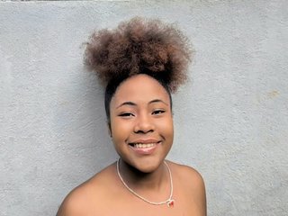 Еротски видео цхат Mathildahh