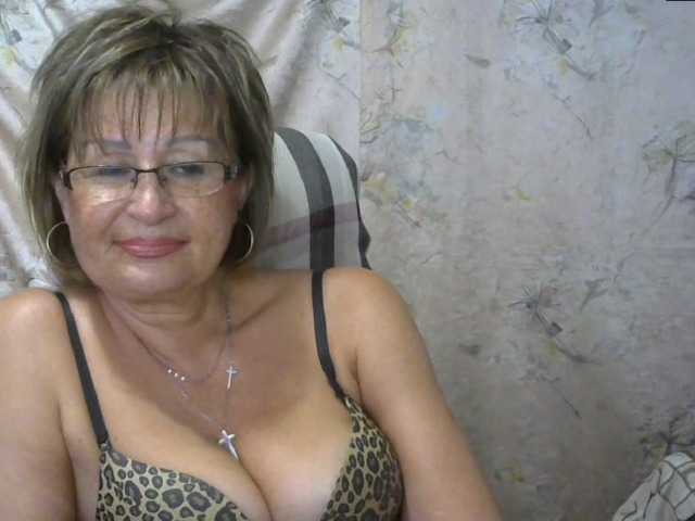 Фотографије MatureLissa Who want to see mature pussy ? pls for @total English and German