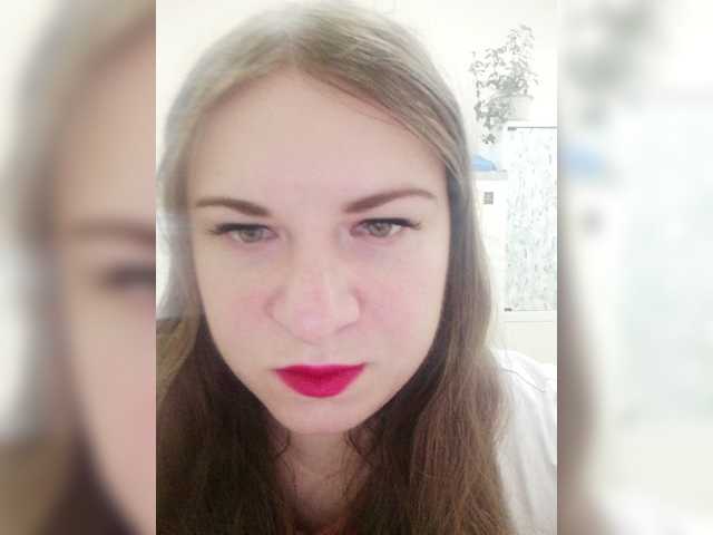 Емитовање снимка екрана Elenasweeety