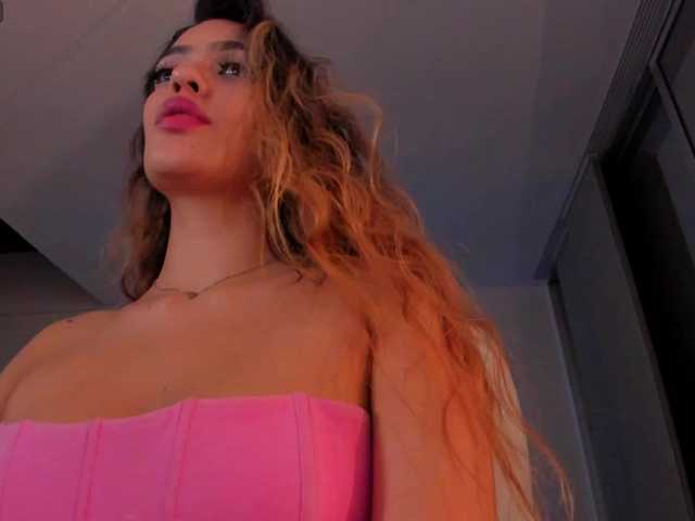 Емитовање снимка екрана MayaRivera