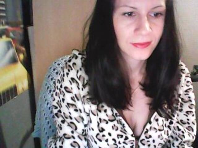 Емитовање снимка екрана MaybeMargo