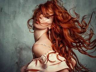 Еротски видео цхат Mi-reina35