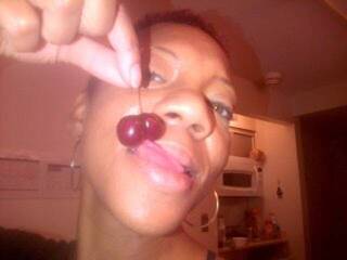 Еротски видео цхат MeanGurl