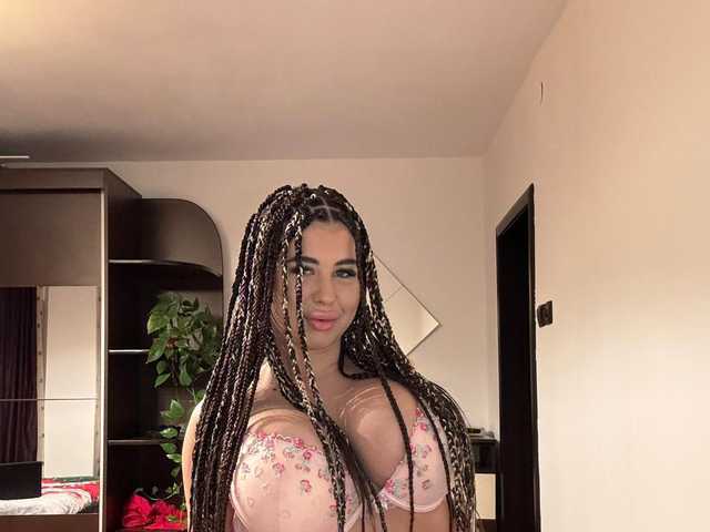 Слика профила MegaBoobsDee