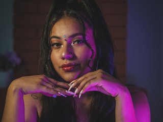 Еротски видео цхат Megan-Thompson1