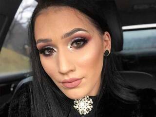 Еротски видео цхат Meghan-Riley