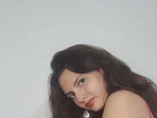 Еротски видео цхат MelanyMoon