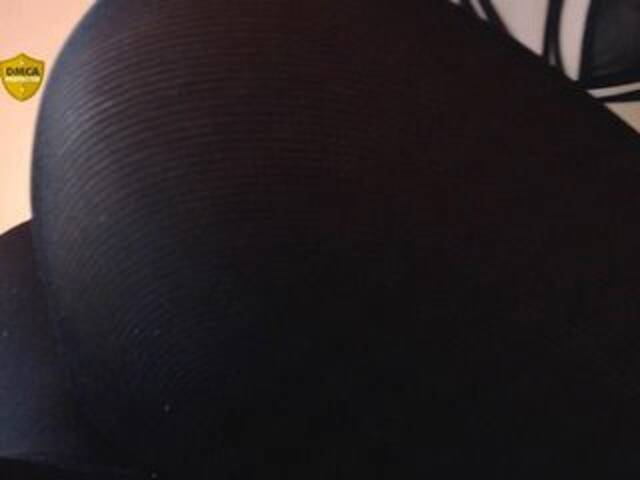 Емитовање снимка екрана melanymoore