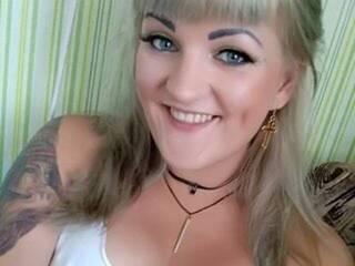 Еротски видео цхат MeltingCold