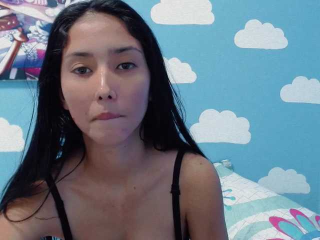 Емитовање снимка екрана Mia-Cute-