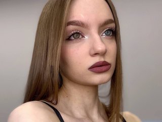 Еротски видео цхат Mia-Stap