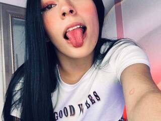 Еротски видео цхат Mia-wells