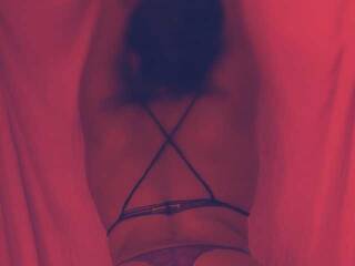 Еротски видео цхат Mia023