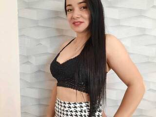 Еротски видео цхат MiaDaigle