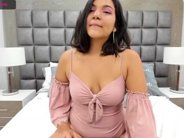 Фотографије MiaDenver Hey love, very welcome! I am very shy but in bed I can be more naughty and hot than you think. Let me show how sweet I am, let's get cum together #Latina #Brunette #BigTits #BigAss #LushOn THE HOTTEST SHOW AT 1999 885 1114