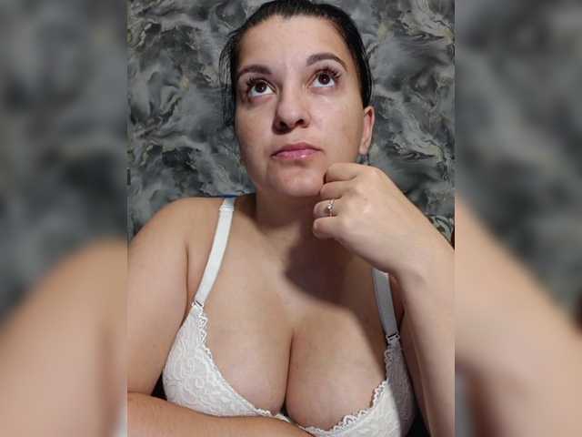 Емитовање снимка екрана MIALovexXx