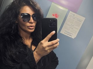 Еротски видео цхат Elvira_Mur