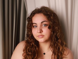 Еротски видео цхат MichellKiss
