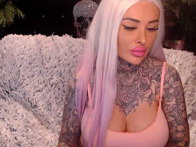 Фотографије MilaElaine Lets have fun! Private chat is always open!