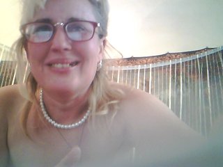 Емитовање снимка екрана milasexy18