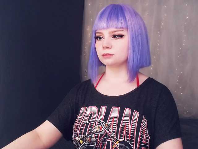 Емитовање снимка екрана MilaViolet