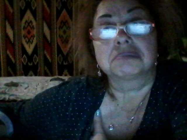 Емитовање снимка екрана MilfLady