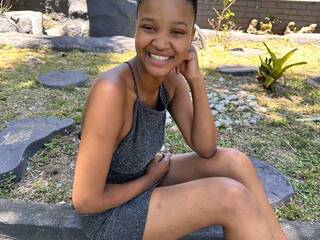 Еротски видео цхат MilkyBlondie2