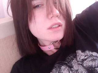 Еротски видео цхат MillaKinski