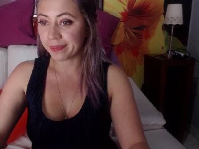 Емитовање снимка екрана A0MYTAY