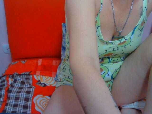 Емитовање снимка екрана mimisexxxa