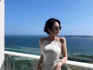 Еротски видео цхат Mina23ii