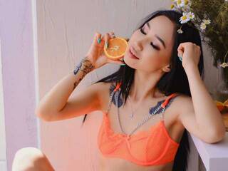 Еротски видео цхат MinaKkoyo