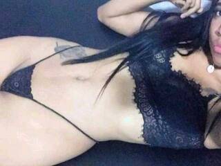 Еротски видео цхат mischarlote02