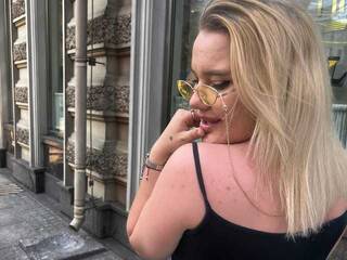 Еротски видео цхат miss-kisss